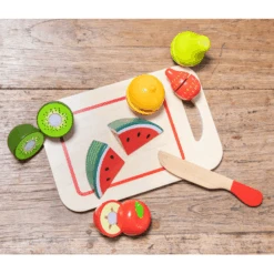 New Classic Toys® New Class Ic Toys Set De Corte Frutas Con Tabla 8 Piezas Colorido -Tienda De Juguetes Para Niños new class ic toys set de corte frutas con tabla 8 piezas colorido a415251 3