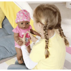 Zapf Creation BABY Born Magic Niña Ojos Marrones 43 Cm 9 Zapf Creation BABY Born Magic Niña Ojos Marrones 43 Cm -Tienda De Juguetes Para Niños zapf creation baby born magic nina ojos marrones 43 cm a307173 4